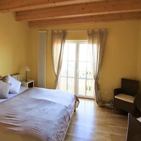 Apartment Albatros In Oberdellach